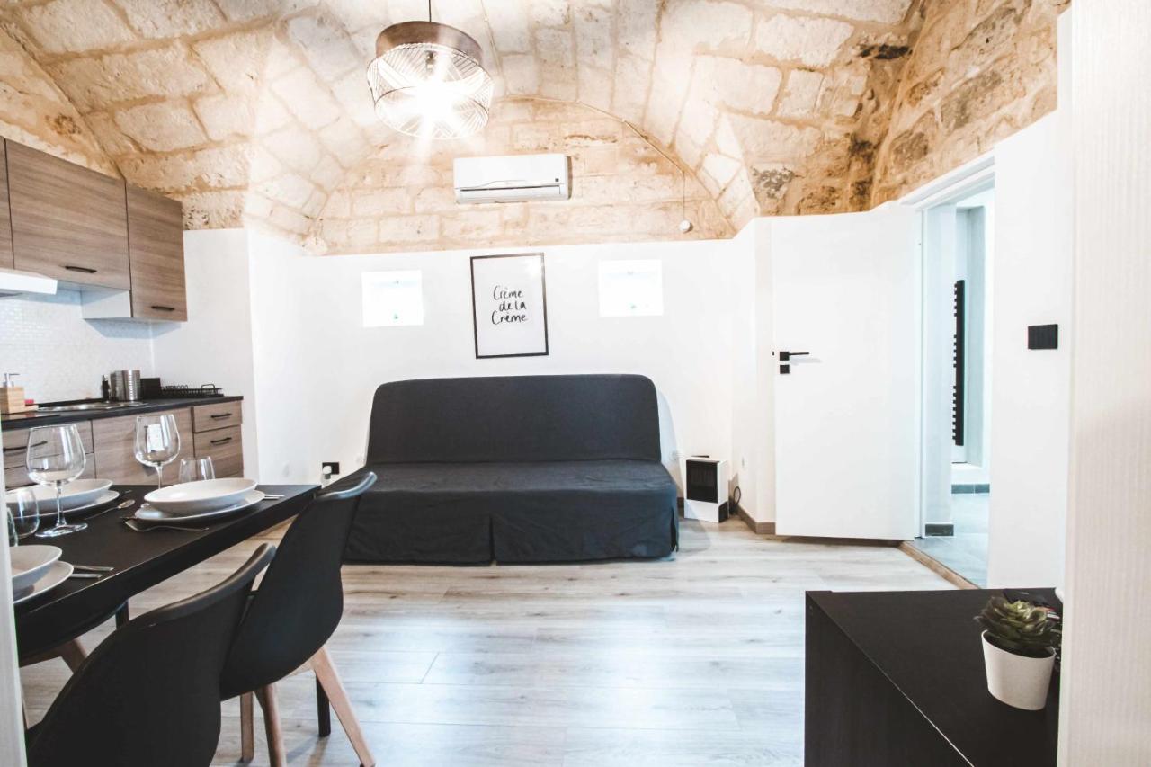 Sanavar Apartment Бари Экстерьер фото